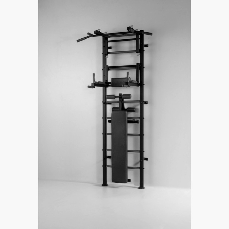 Шведська стінка Атлант. Чорний