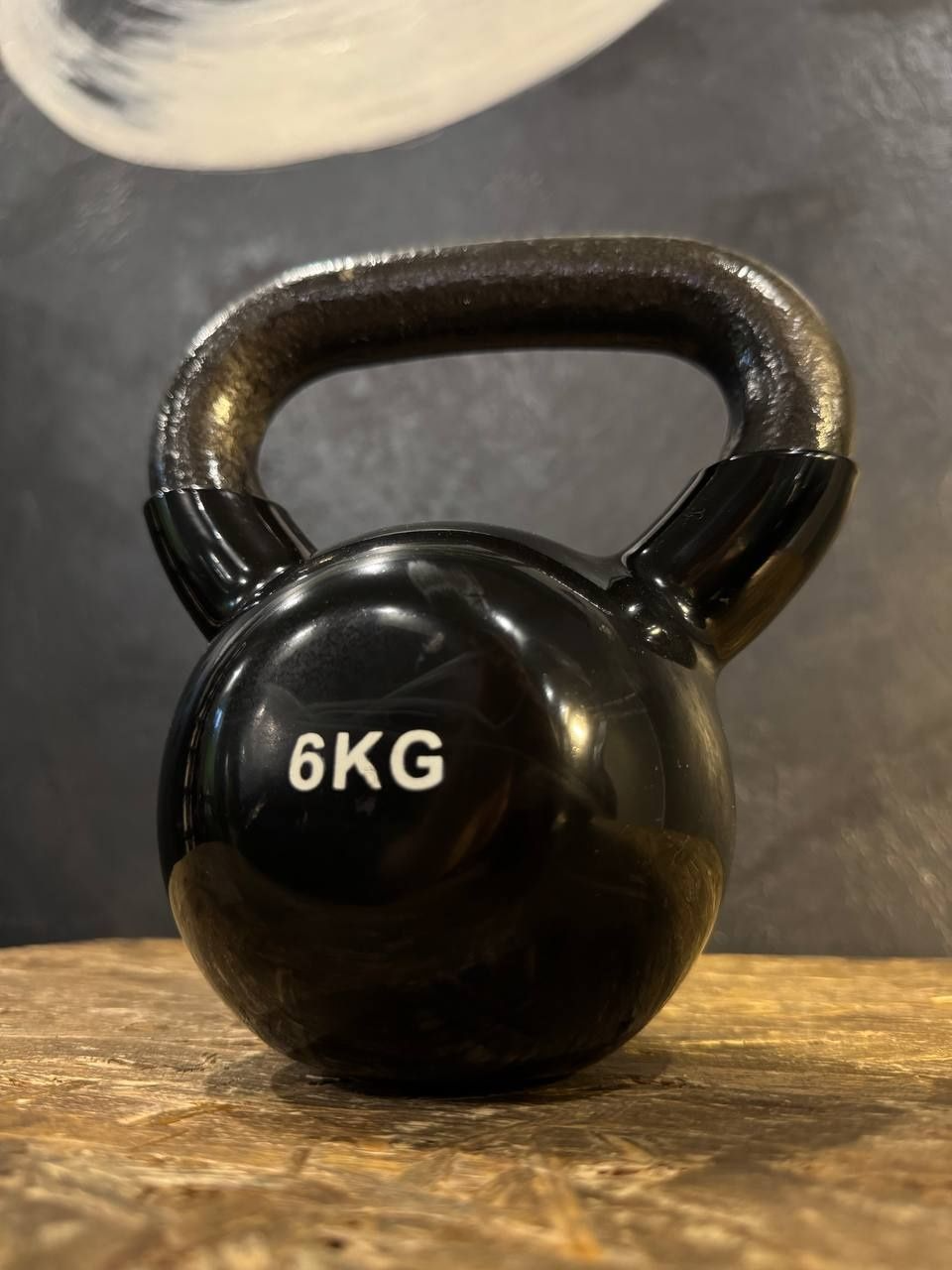 Гирі металеві винілові чорні GymBeam 4-36 кг 