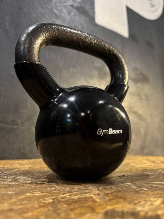 Гиря 14 кг металева з вініловим покриттям GymBeam