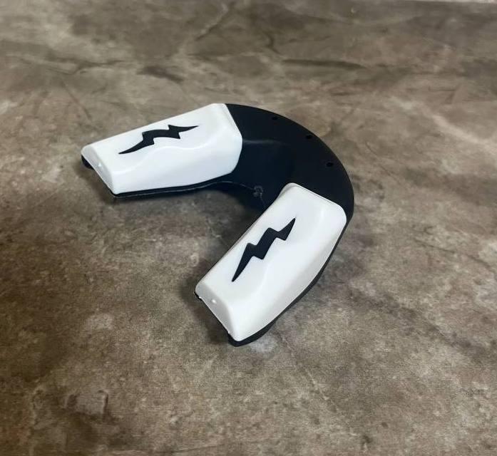 Капа Shock Doctor V1.5 дитяча (вік до 10) White (art. 4000-BK-YTR)