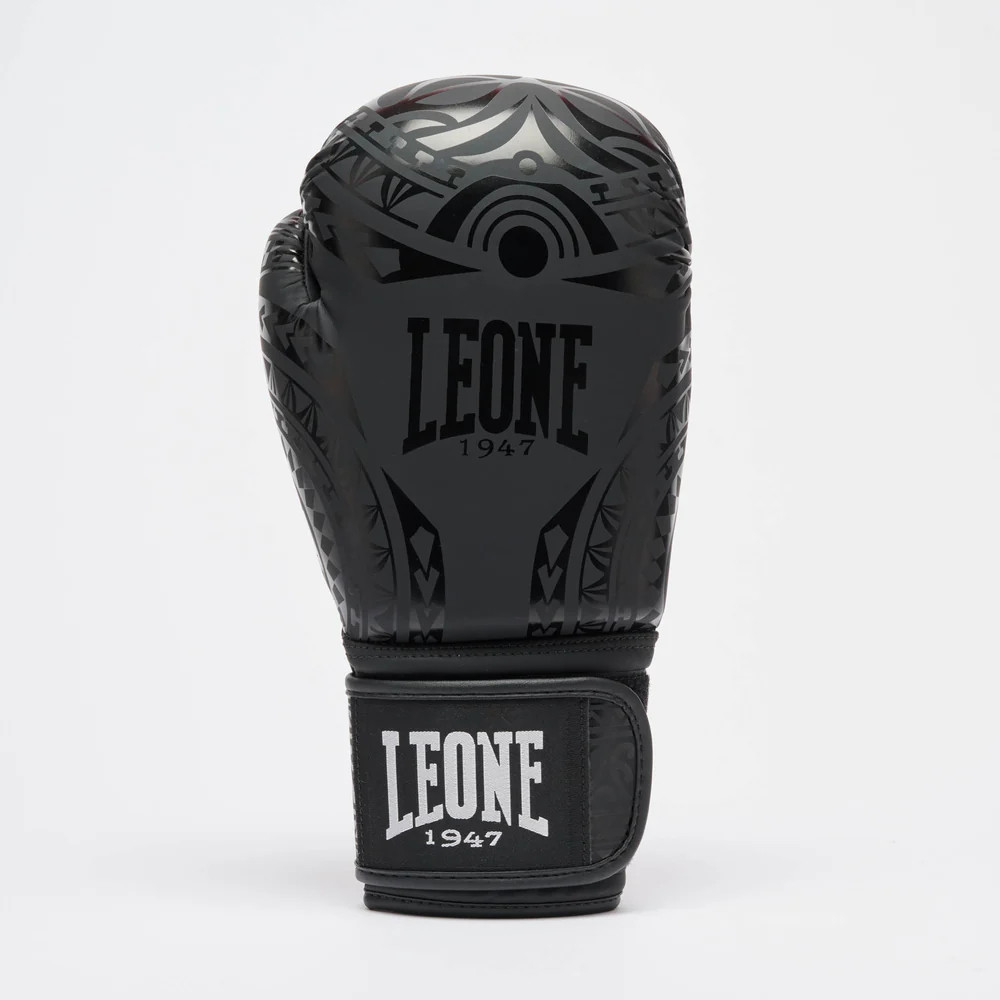 Боксерські рукавиці Leone GN329 HAKA Black 14 унцій (бинти в комплекті)