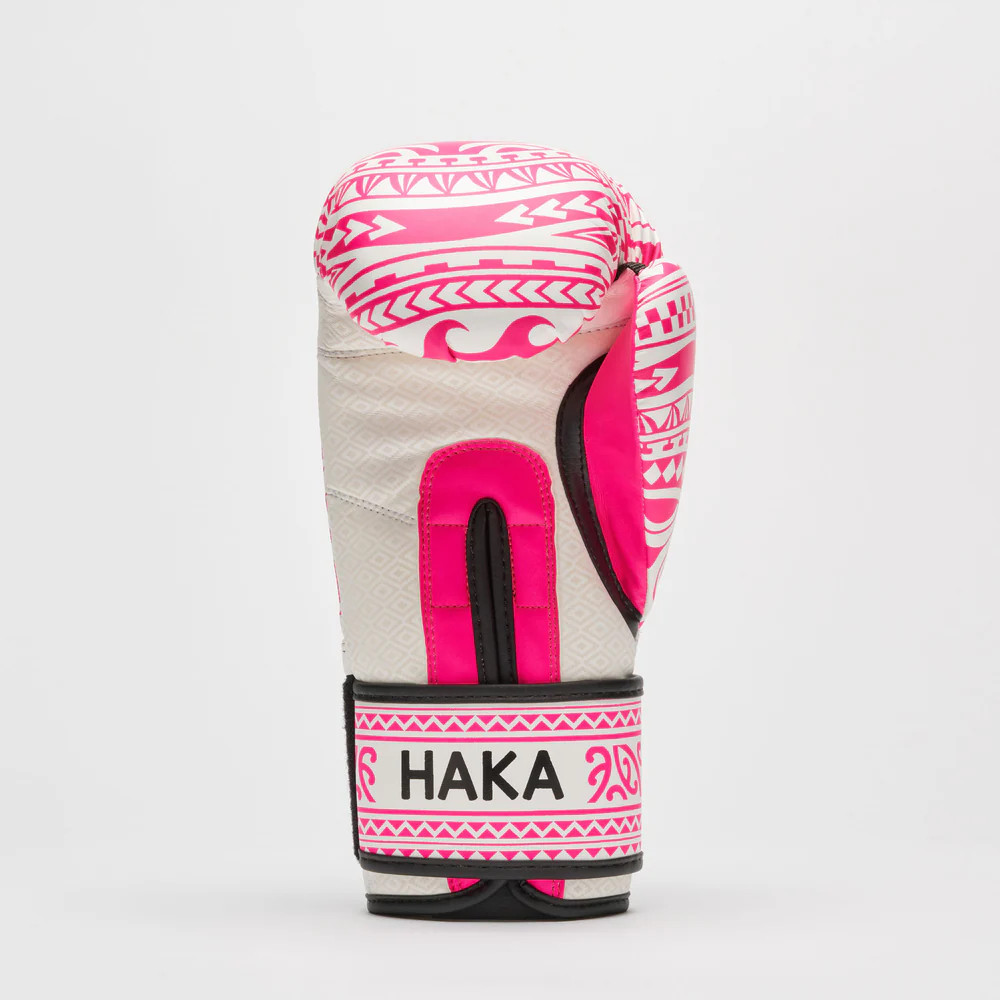 Боксерські рукавиці Leone GN329 HAKA White/Pink 10 унцій (бинти в комплекті)