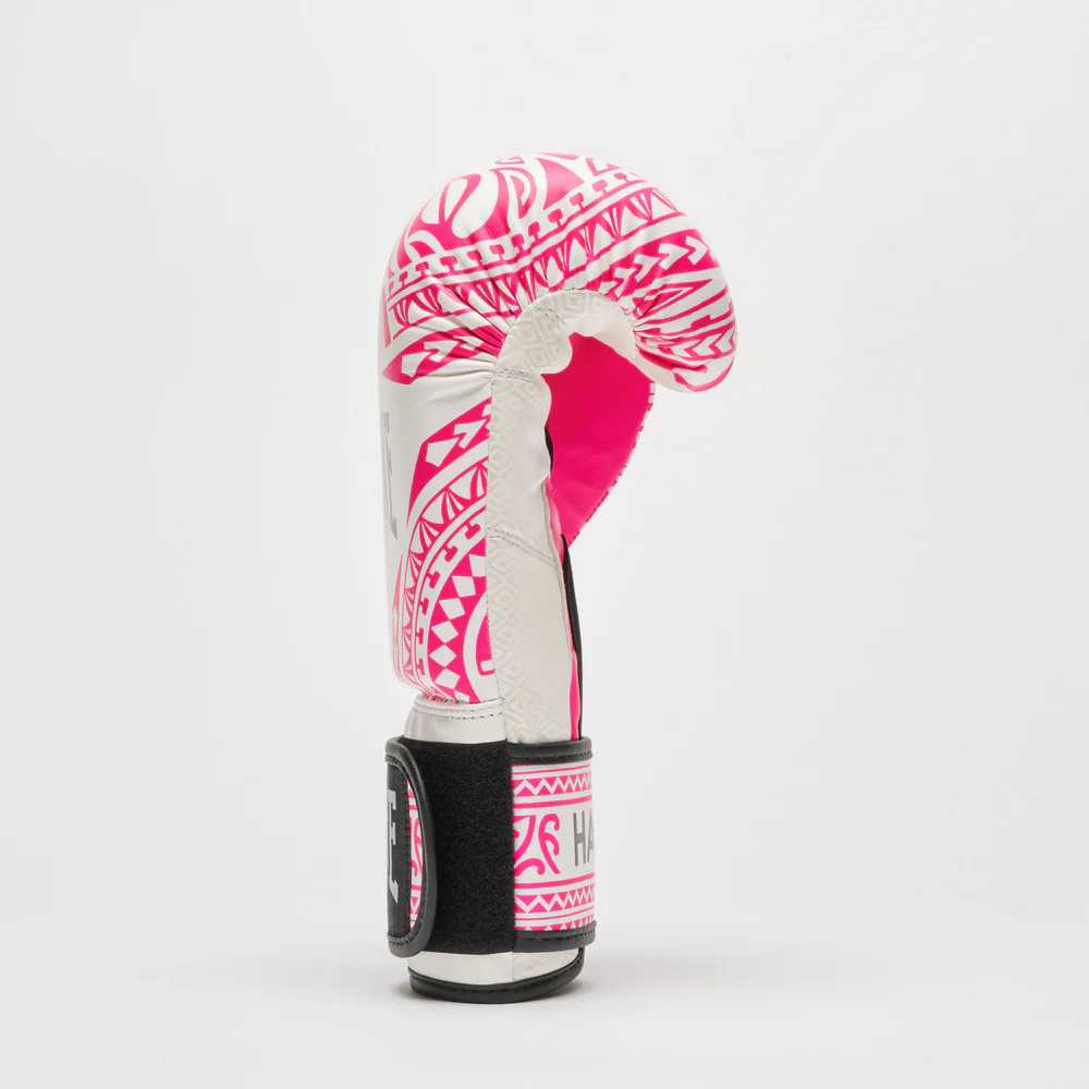 Боксерські рукавиці Leone GN329 HAKA White/Pink 10 унцій (бинти в комплекті)