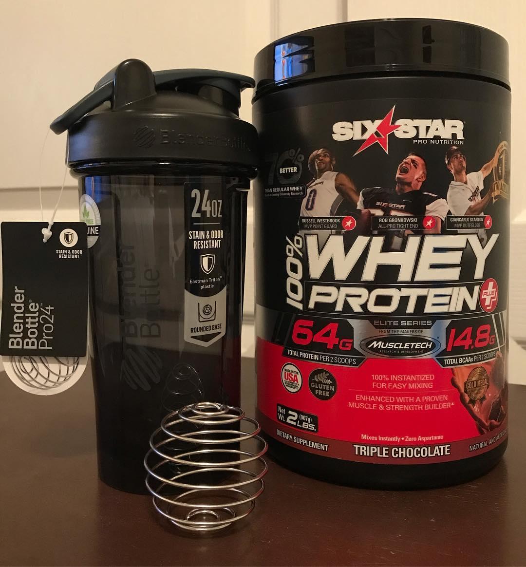 Шейкер спортивний (пляшка) BlenderBottle Pro24 Tritan 710ml Black (Original)