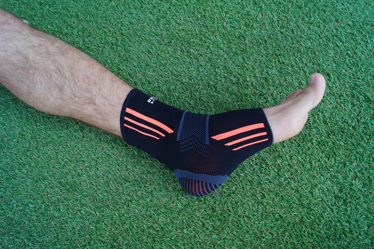 Бандажі на гомілкостоп Power System PS-6022 Ankle Support Evo Black/Orange (2шт.) M