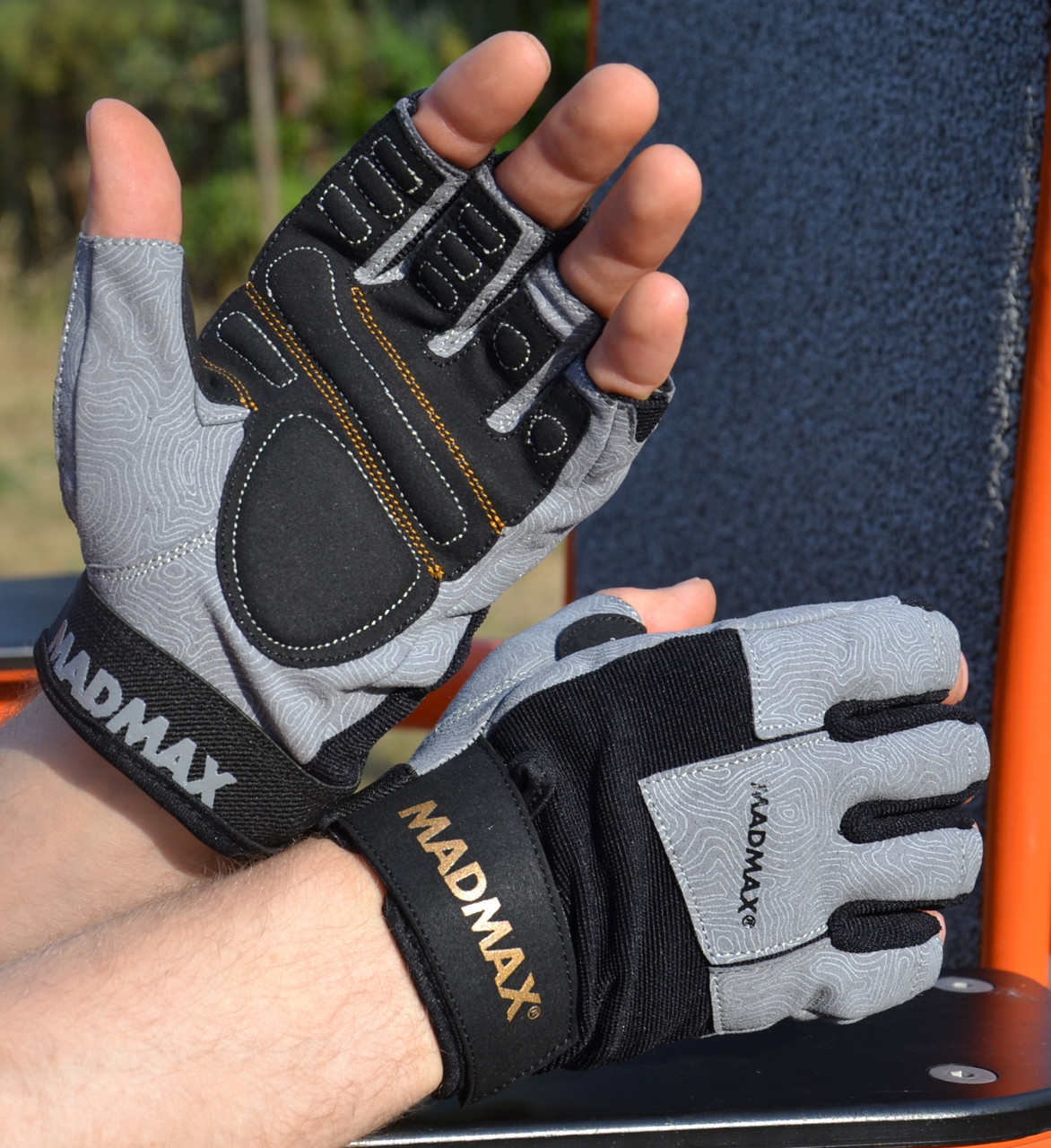 Рукавички для фітнесу MadMax MFG-871 Damasteel Grey/Black L