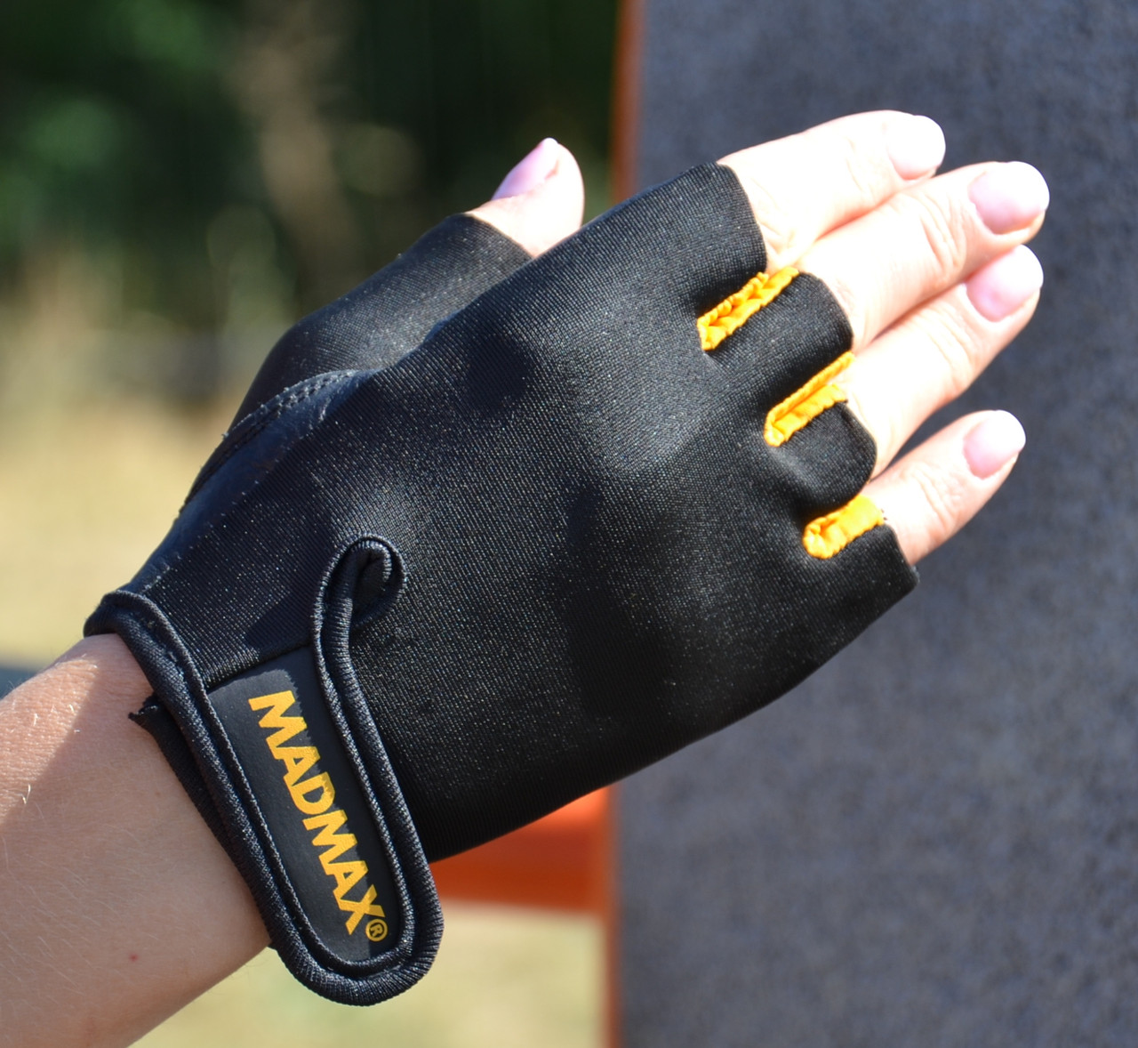 Рукавички для фітнесу MadMax MFG-251 Rainbow Orange L