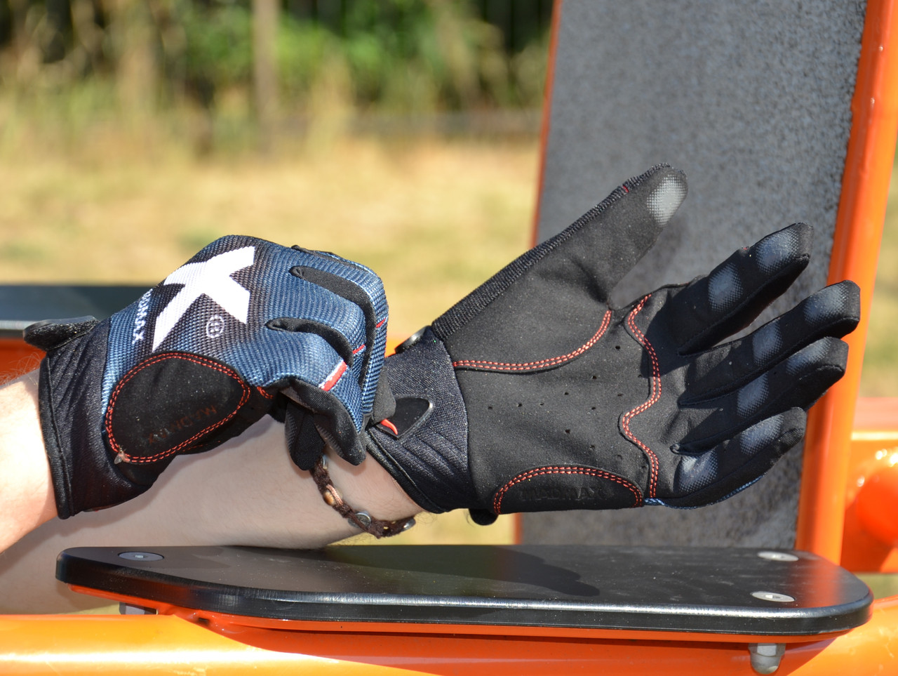 Рукавички для фітнесу MadMax MXG-102 X Gloves Black/Grey/White L