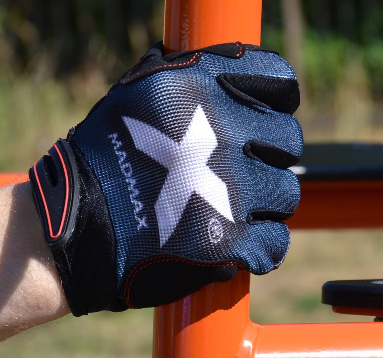 Рукавички для фітнесу MadMax MXG-102 X Gloves Black/Grey/White M