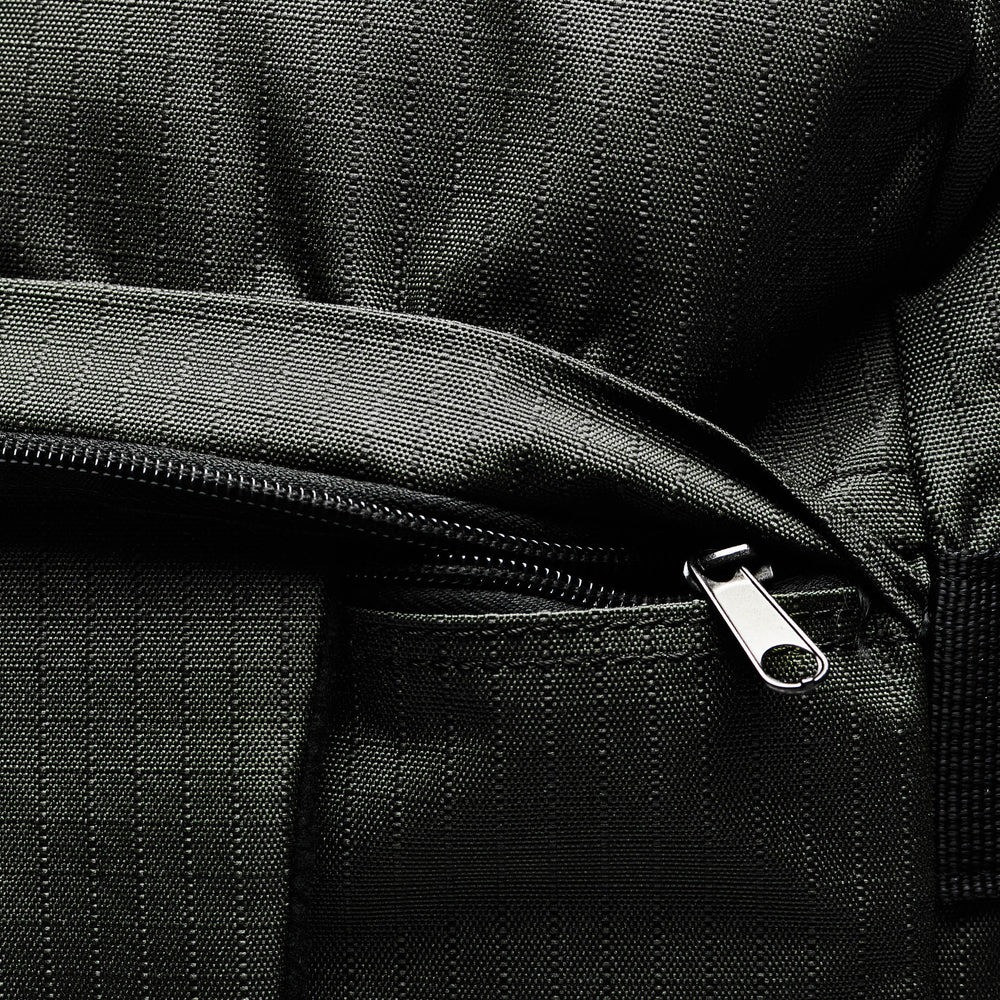 Спортивна сумка Leone AC908 Black (70л.)