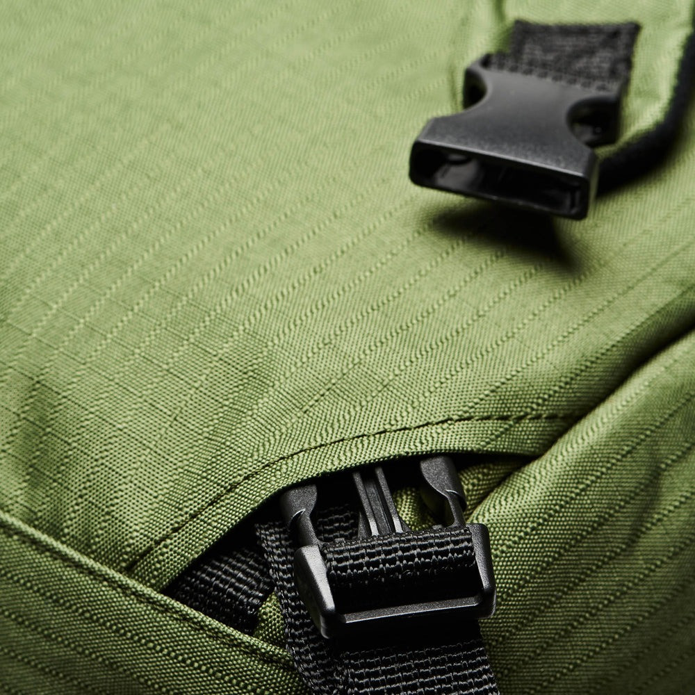 Спортивна сумка Leone AC908 Green (70л.)
