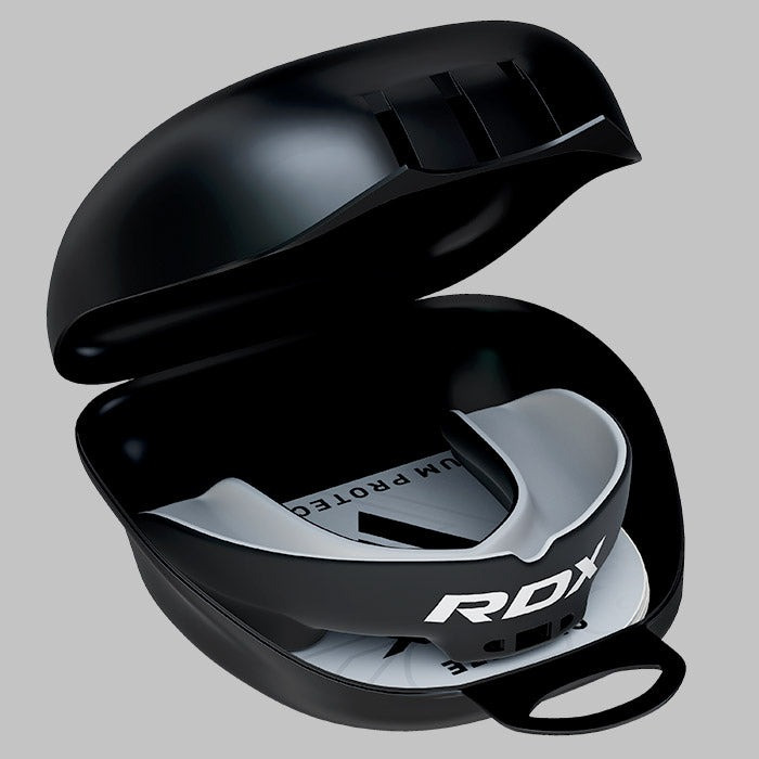Капа RDX 3w доросла (вік 11+) Black/White