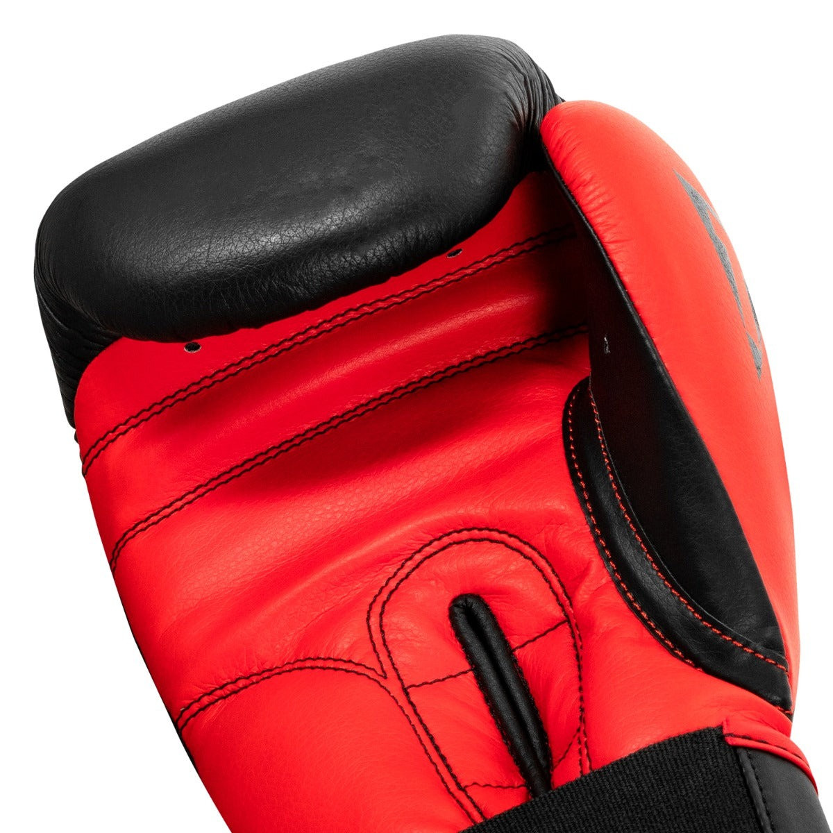 Боксерські рукавиці TITLE Boxing Dynamic Strike Black/Red 12 oz