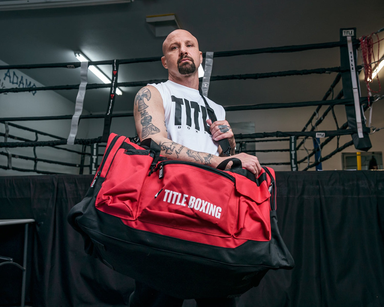 Спортивна сумка TITLE Boxing Deluxe Gear Bag Red