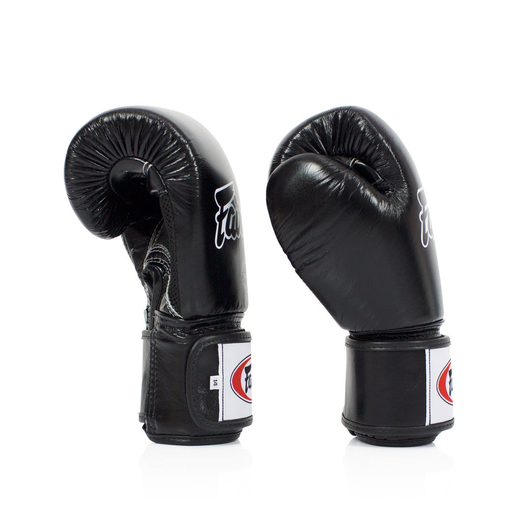 Боксерські рукавиці Fairtex BGV1 Black 18 унцій