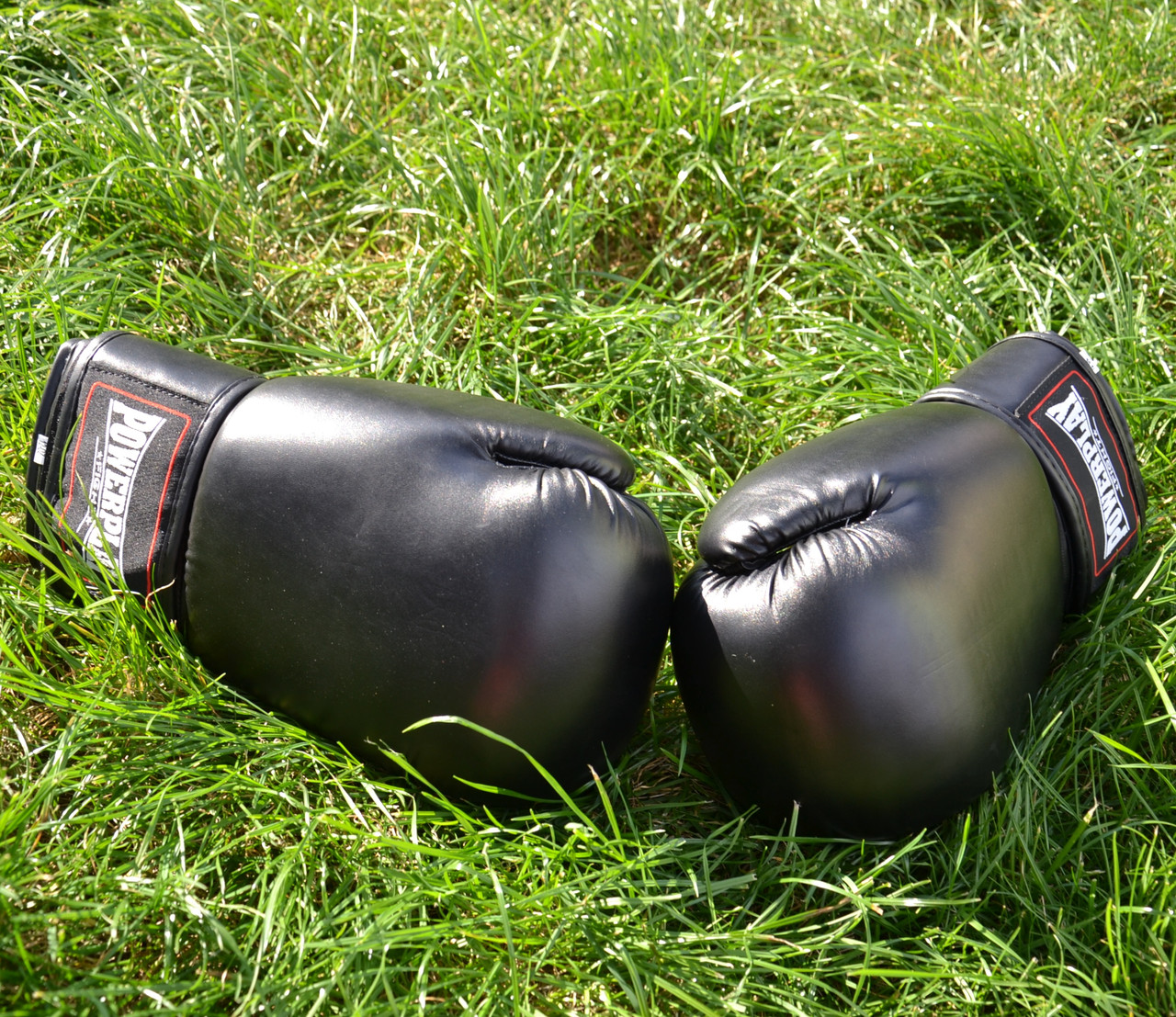 Боксерські рукавиці PowerPlay 3004 Classic Чорні 8 унцій