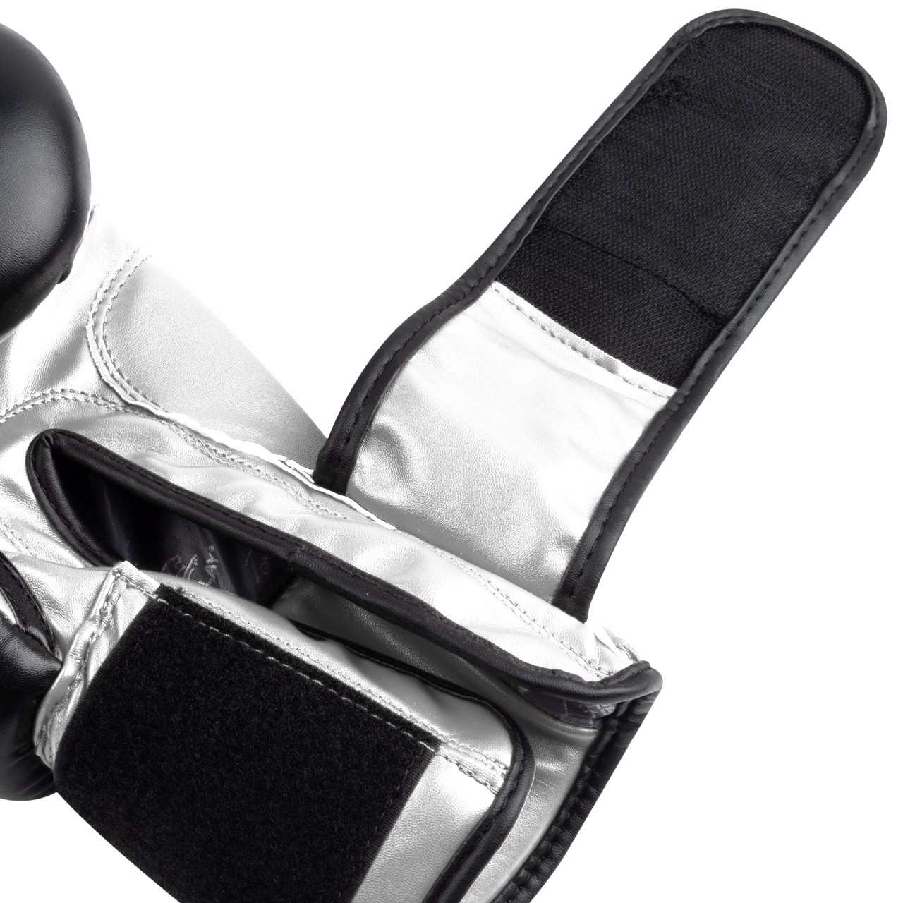 Боксерські рукавиці PowerPlay 3004 Classic Чорно-Білі 14 унцій